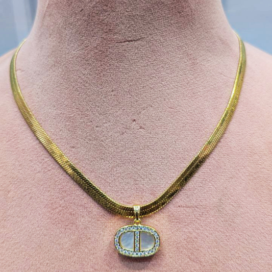 Vibhu chain necklace
