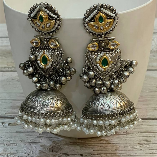 VAJEER-GREEN SILVER JHUMKA EARRING