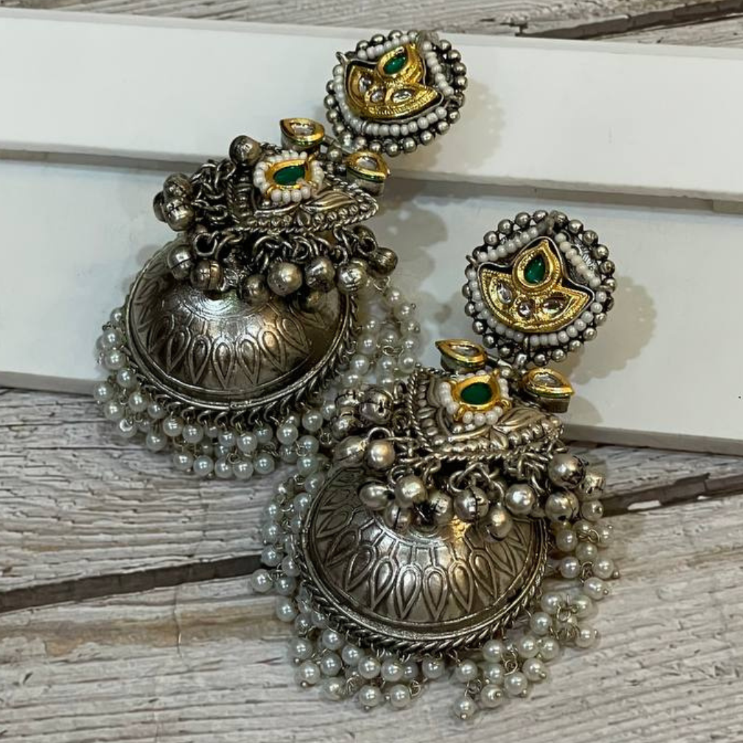 VAJEER-GREEN SILVER JHUMKA EARRING