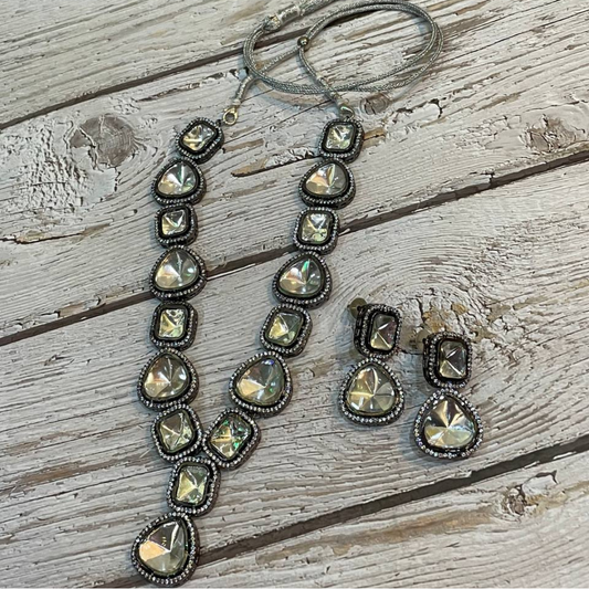 VICTORIAN POLKI SET