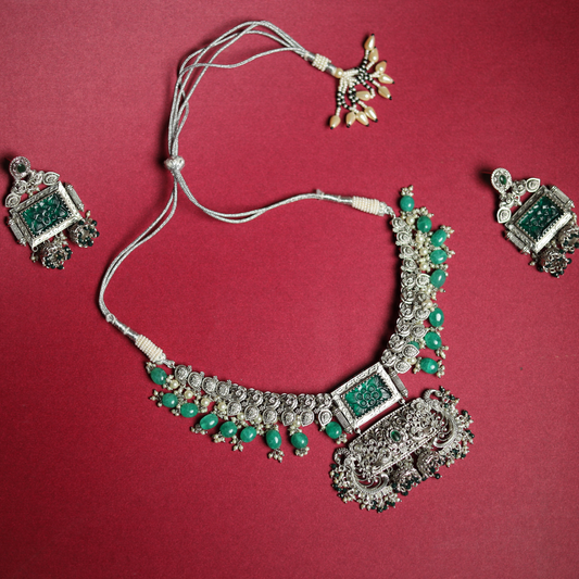 GREEN AL-NOOR NECKLACE