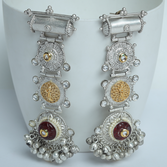 KHWAISH RED EARRING