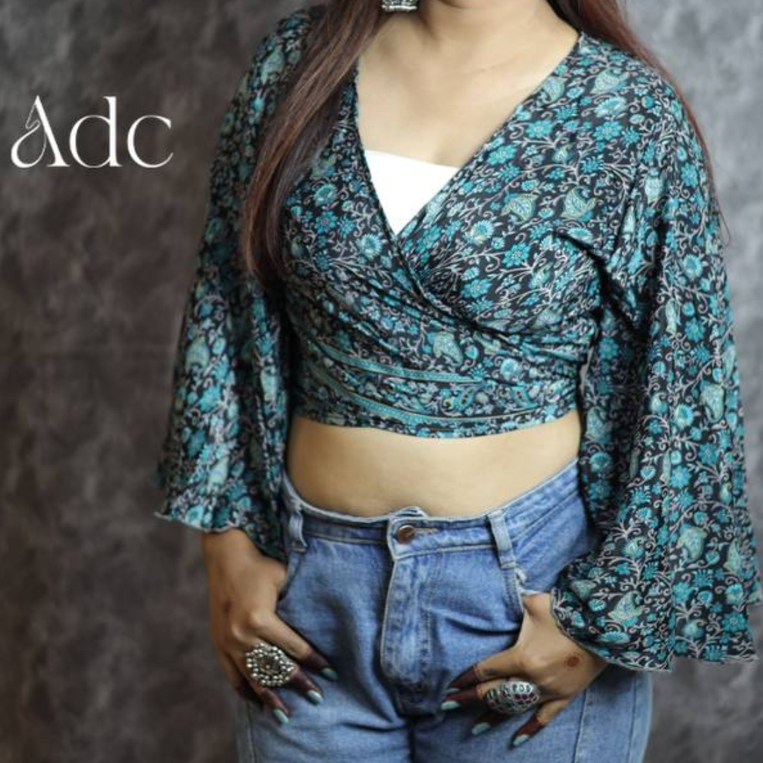 ADA TURQUOISE-BLACK TIE-UP CROP-TOP