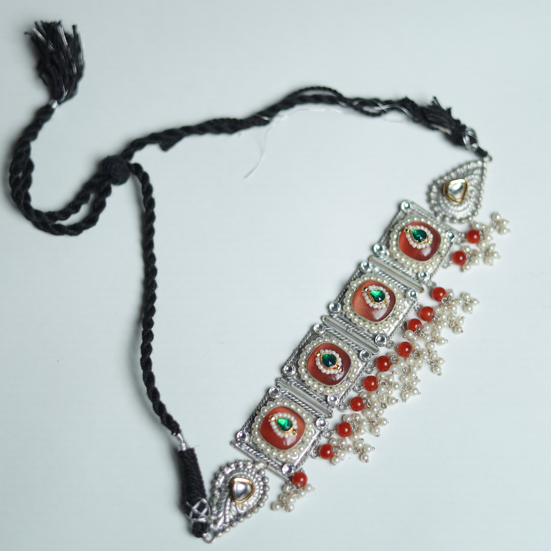 UMEKA (O) NECKLACE