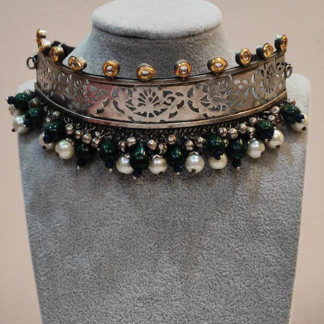 RONAK GREEN NECKLACE