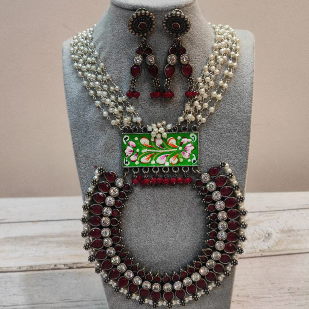 SOHA GREEN NECKLACE