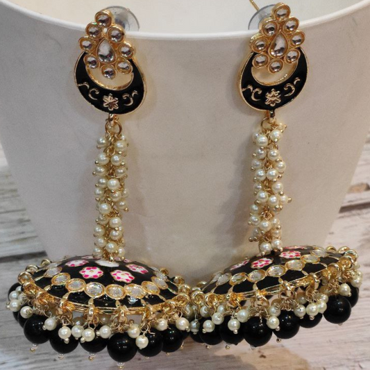 AMARPALI BLACK EARRING