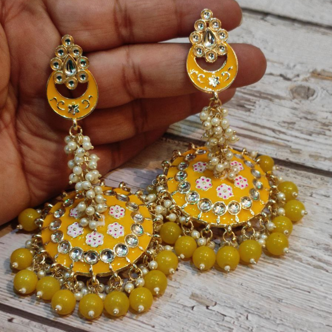 AMARPALI YELLOW EARRING