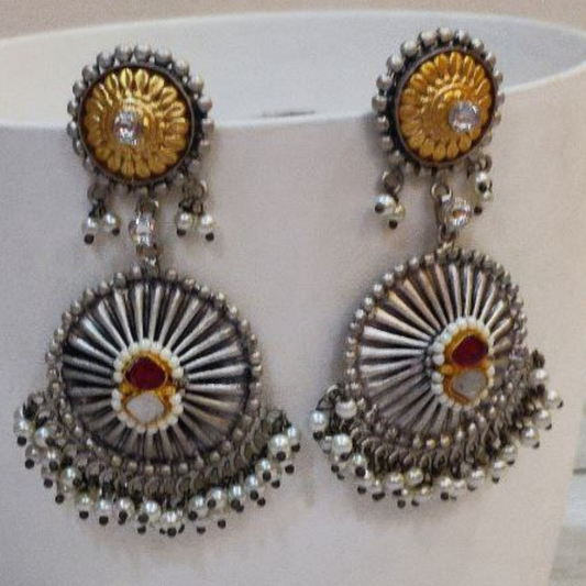 AVANI RED-WHITE EARRING