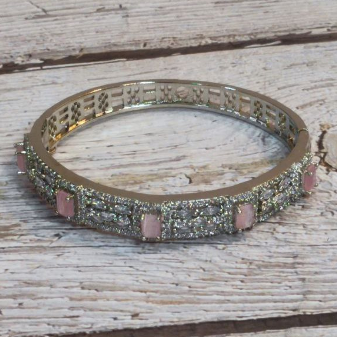 CHARLOTTE PINK BRACELET