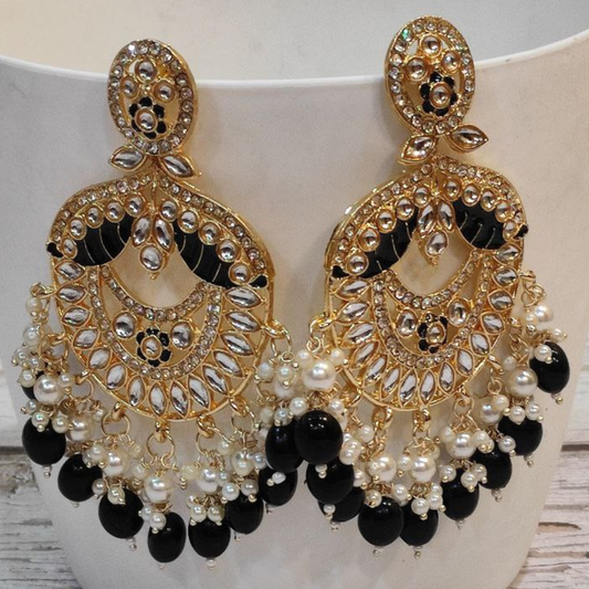 CHITRA BLACK EARRING