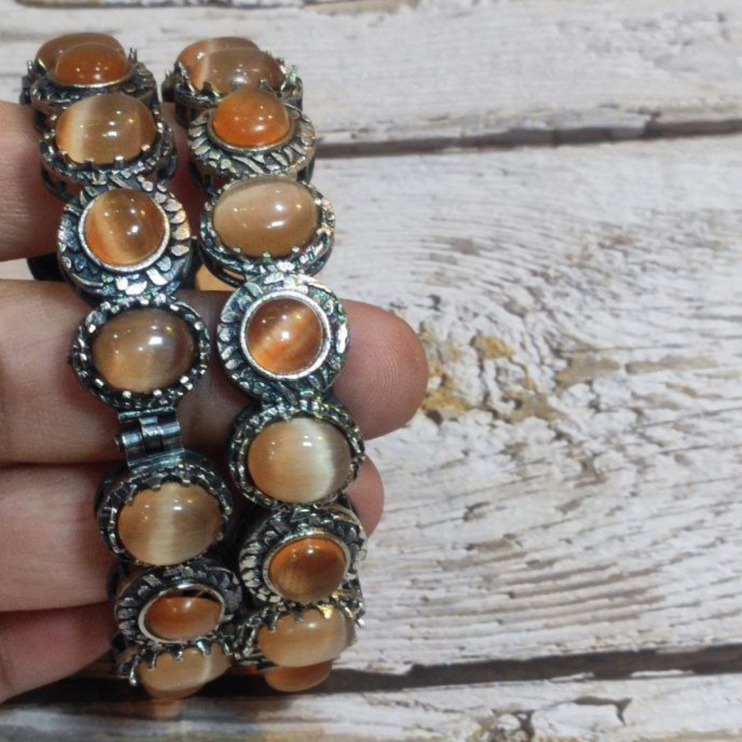 DHAWANIKA PEACH BANGLE
