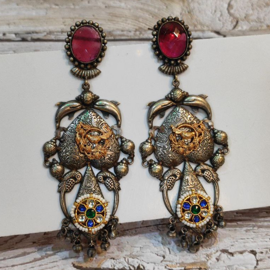 DILARA RED EARRING
