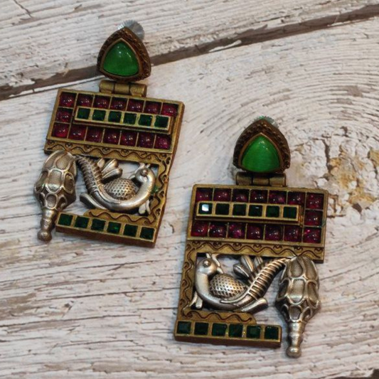 KALAPI GREEN EARRING
