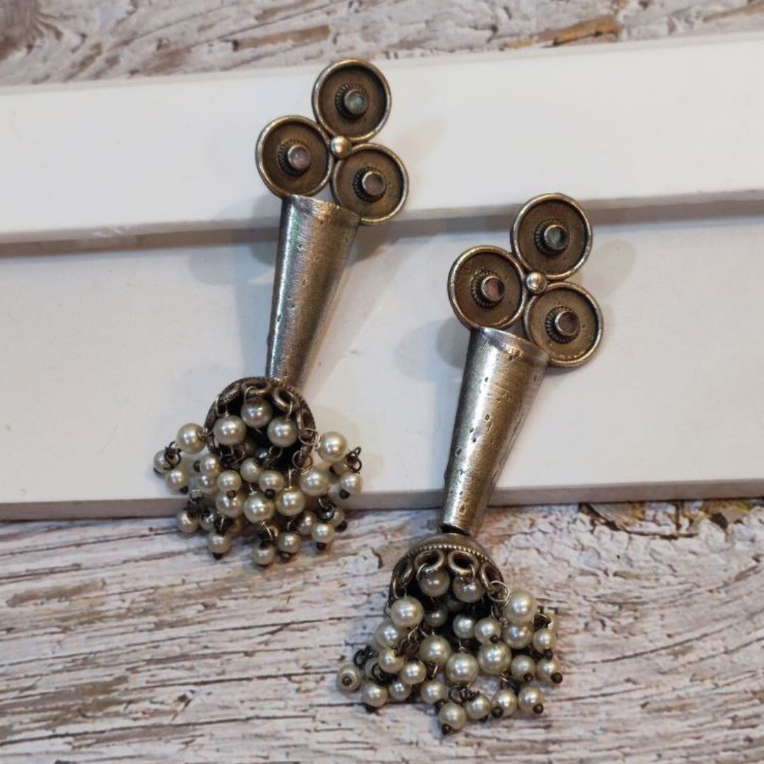 Kamali (to-P) earrings