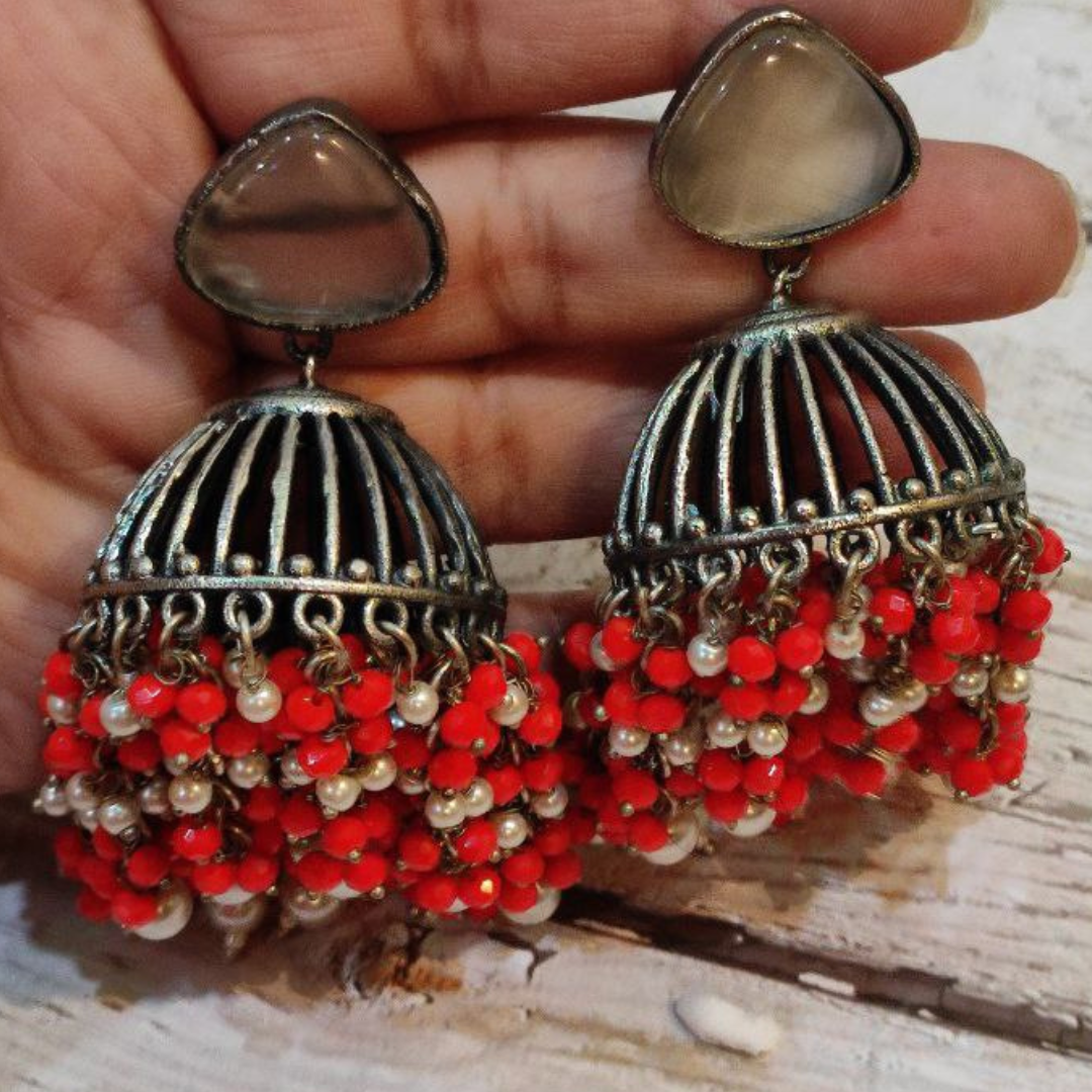 KASHISH WHITE EARRING