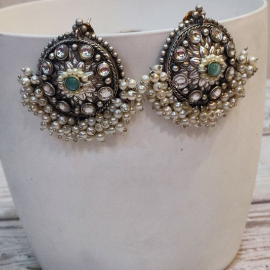 MAHARAANI-GAYATRI STUD EARRING