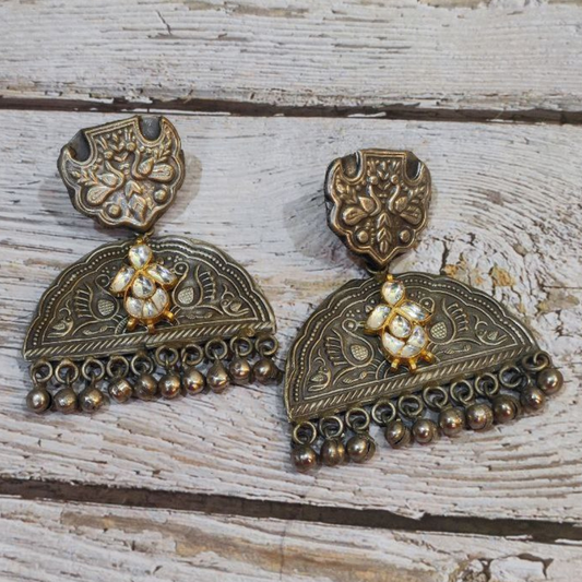 MOHITA EARRING