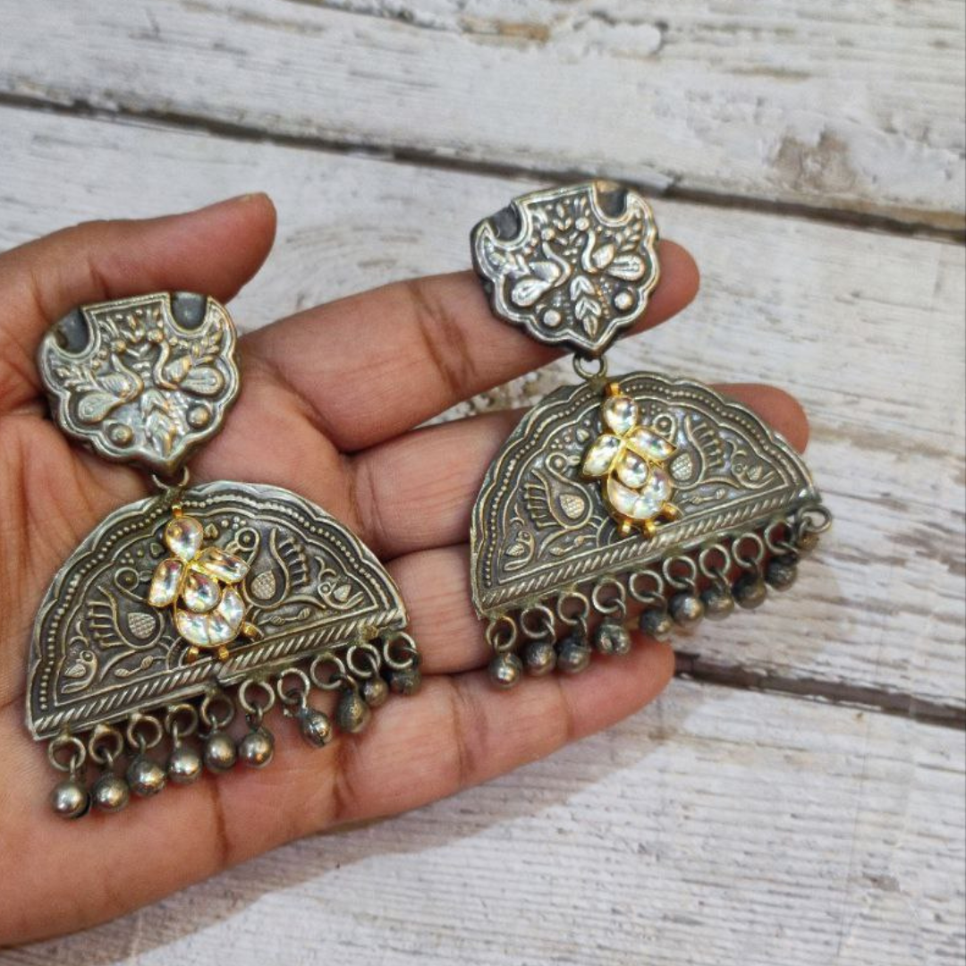 MOHITA EARRING