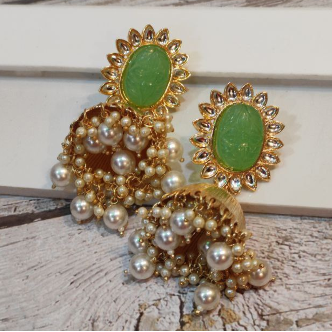 VANYA MINT GREEN EARRING