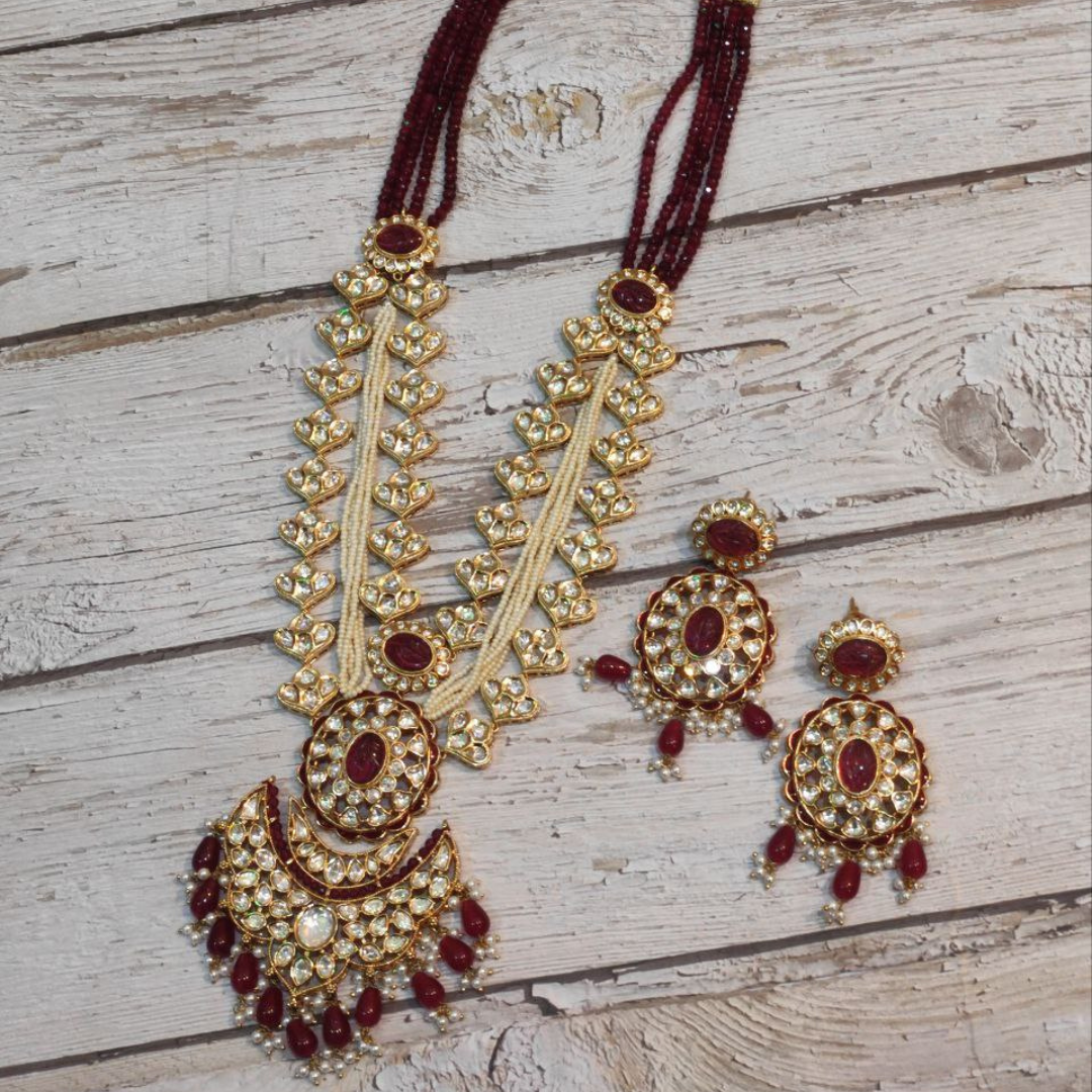 VASUNDHARA RED TYAANI KUNDAN NECKLACE