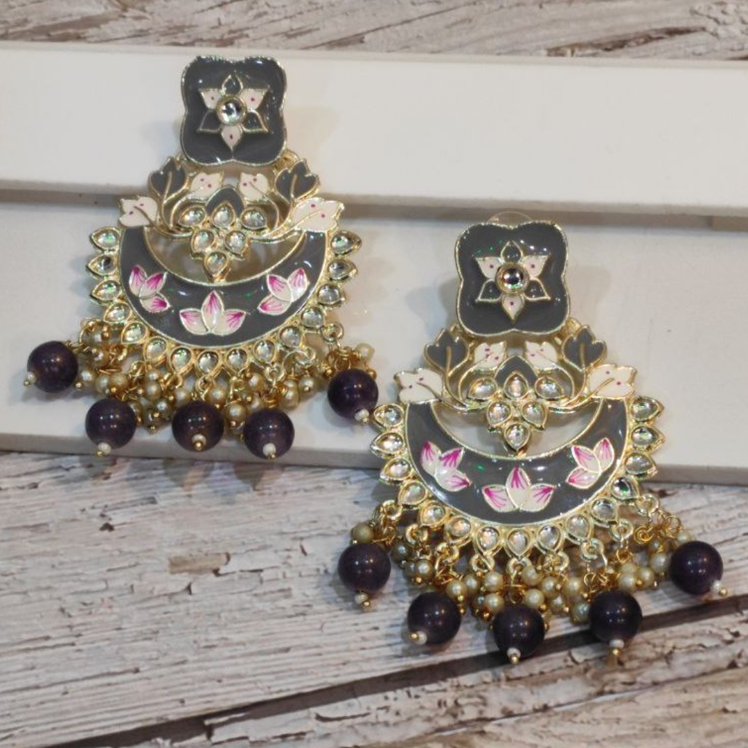 VELLA GREY EARRING