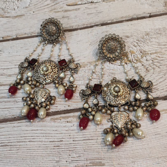 VASHI RED EARRING